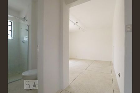Studio para alugar com 45m², 1 quarto e sem vaga Studio para alugar com 45m², 1 quarto e sem vagaEntrada para o quarto