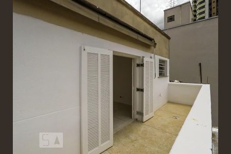 Studio para alugar com 45m², 1 quarto e sem vaga Studio para alugar com 45m², 1 quarto e sem vagaSacada do quarto