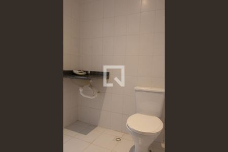 Apartamento à venda com 67m², 2 quartos e 1 vaga Apartamento à venda com 67m², 2 quartos e 1 vagaBanheiro da Suíte