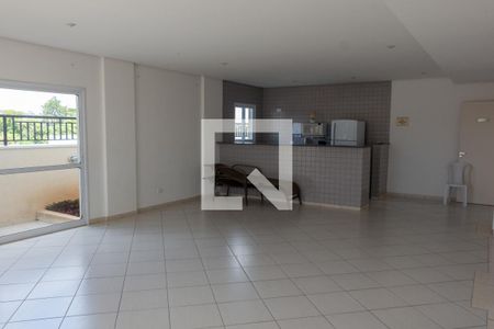 Apartamento à venda com 67m², 2 quartos e 1 vaga Apartamento à venda com 67m², 2 quartos e 1 vagaÁrea comum - Salão de festas