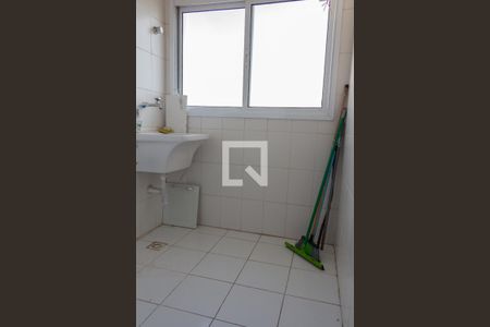 Apartamento à venda com 67m², 2 quartos e 1 vaga Apartamento à venda com 67m², 2 quartos e 1 vagaLavanderia