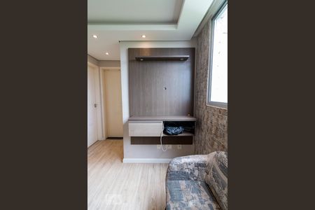 Sala - painel para TV de apartamento para alugar com 2 quartos, 52m² em Vila Bremen, Guarulhos