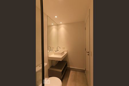 Banheiro de apartamento para alugar com 2 quartos, 68m² em Cambuci, São Paulo
