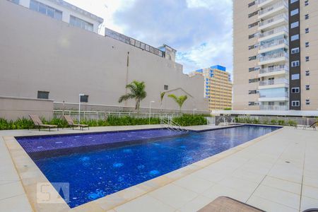 Apartamento para alugar com 68m², 2 quartos e 2 vagasÁrea comum - Piscina