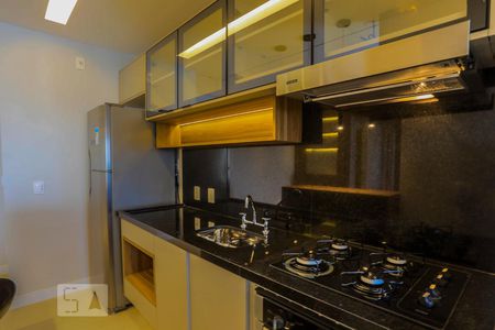 Apartamento para alugar com 68m², 2 quartos e 2 vagasCozinha