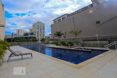 Apartamento para alugar com 68m², 2 quartos e 2 vagasÁrea comum - Piscina