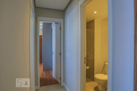 Corredor de apartamento para alugar com 2 quartos, 68m² em Cambuci, São Paulo