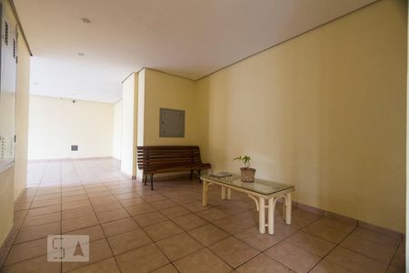 Apartamento para alugar com 78m², 3 quartos e 2 vagasHall social