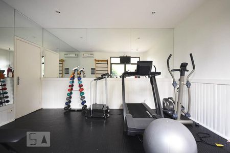 Apartamento à venda com 316m², 4 quartos e 4 vagasAcademia