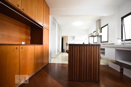 Apartamento à venda com 316m², 4 quartos e 4 vagasCozinha