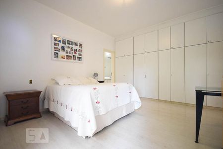 Apartamento à venda com 316m², 4 quartos e 4 vagasSuíte 2
