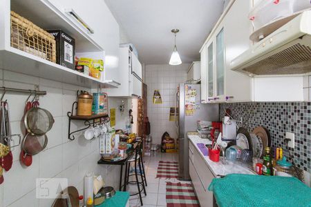 Apartamento à venda com 69m², 2 quartos e 1 vagaCozinha e Área de Serviço