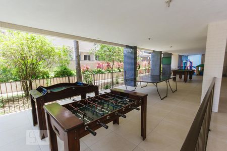 Apartamento à venda com 69m², 2 quartos e 1 vagaÁrea Comum