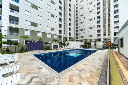 Piscina de apartamento à venda com 2 quartos, 50m² em Utinga, Santo André