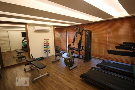 Apartamento à venda com 98m², 2 quartos e 1 vagaAcademia