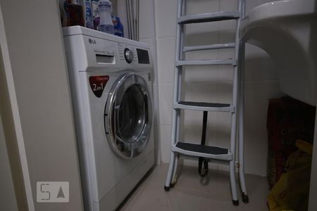 Apartamento à venda com 98m², 2 quartos e 1 vagaÁrea de serviço 