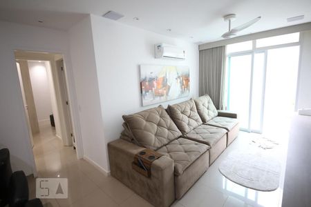 Apartamento à venda com 98m², 2 quartos e 1 vagaSala