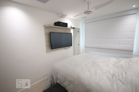 Apartamento à venda com 98m², 2 quartos e 1 vagaSuíte