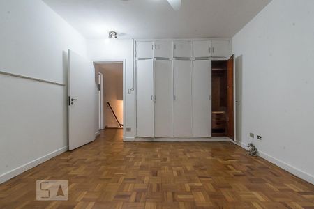 Quarto 1 de casa para alugar com 3 quartos, 250m² em Jabaquara, São Paulo