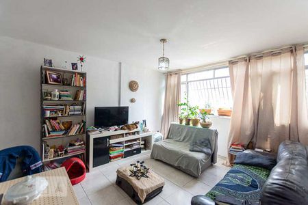 Sala  de apartamento à venda com 3 quartos, 70m² em Icaraí, Niterói