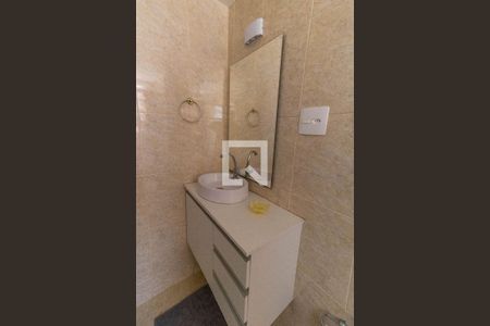 Apartamento à venda com 70m², 2 quartos e sem vagaBanheiro