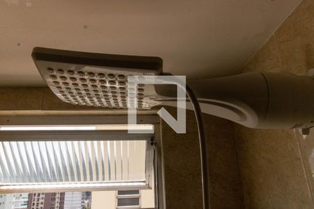 Apartamento à venda com 70m², 2 quartos e sem vagaChuveiro 