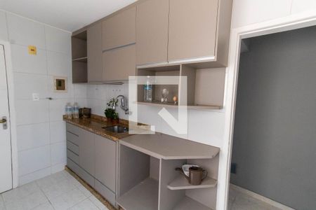 Apartamento à venda com 70m², 2 quartos e sem vagaCozinha