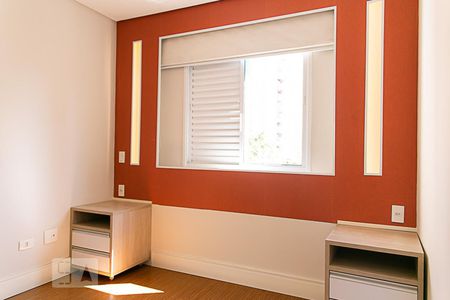 Apartamento à venda com 75m², 2 quartos e 2 vagas Apartamento à venda com 75m², 2 quartos e 2 vagasSuíte