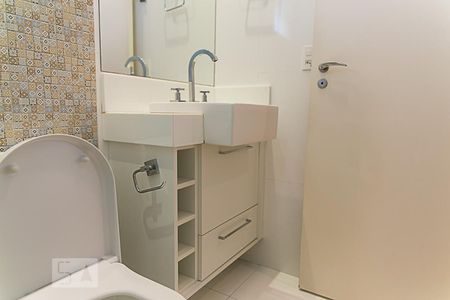 Apartamento à venda com 75m², 2 quartos e 2 vagas Apartamento à venda com 75m², 2 quartos e 2 vagasLavabo