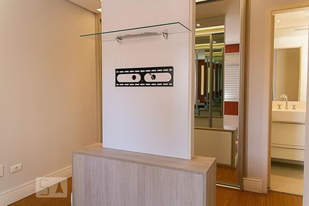 Apartamento à venda com 75m², 2 quartos e 2 vagas Apartamento à venda com 75m², 2 quartos e 2 vagasSuíte