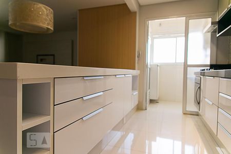 Apartamento à venda com 75m², 2 quartos e 2 vagas Apartamento à venda com 75m², 2 quartos e 2 vagasCozinha