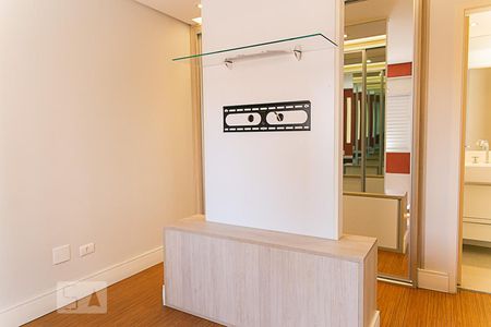 Apartamento à venda com 75m², 2 quartos e 2 vagas Apartamento à venda com 75m², 2 quartos e 2 vagasSuíte