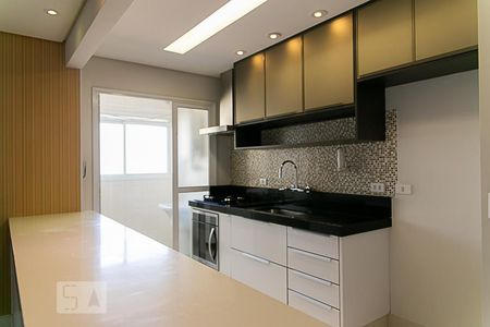Apartamento à venda com 75m², 2 quartos e 2 vagas Apartamento à venda com 75m², 2 quartos e 2 vagasCozinha