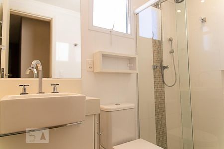Apartamento à venda com 75m², 2 quartos e 2 vagas Apartamento à venda com 75m², 2 quartos e 2 vagasBanheiro da Suíte
