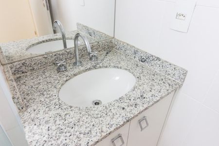Apartamento à venda com 72m², 2 quartos e 1 vagaBanheiro Suite