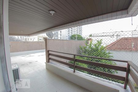 Apartamento à venda com 153m², 2 quartos e 1 vagaTerraço