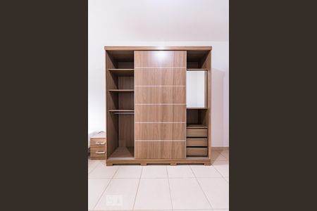 Apartamento para alugar com 40m², 1 quarto e 1 vaga Apartamento para alugar com 40m², 1 quarto e 1 vagaQuarto