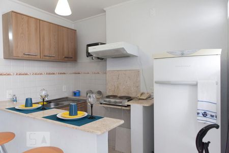 Cozinha/Sala de kitnet/studio para alugar com 1 quarto, 25m² em Setor Central, Goiânia