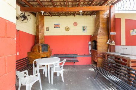 Apartamento à venda com 55m², 2 quartos e 1 vaga Apartamento à venda com 55m², 2 quartos e 1 vagaÁrea comum - Churrasqueira