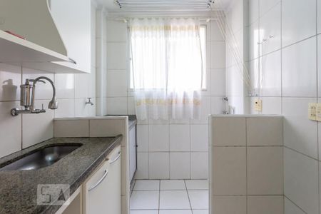 Apartamento à venda com 55m², 2 quartos e 1 vaga Apartamento à venda com 55m², 2 quartos e 1 vagaCozinha e Área de Serviço