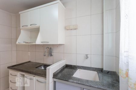 Apartamento à venda com 55m², 2 quartos e 1 vaga Apartamento à venda com 55m², 2 quartos e 1 vagaCozinha e Área de Serviço