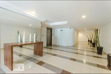 Apartamento para alugar com 60m², 2 quartos e 1 vagaHall