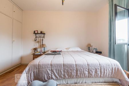 Casa à venda com 203m², 3 quartos e 3 vagas Casa à venda com 203m², 3 quartos e 3 vagasQuarto 1