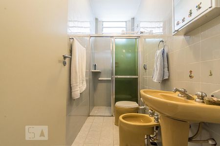 Casa à venda com 203m², 3 quartos e 3 vagas Casa à venda com 203m², 3 quartos e 3 vagasBanheiro 2