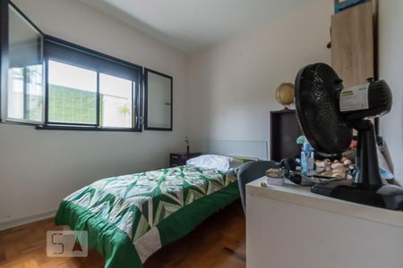 Casa à venda com 203m², 3 quartos e 3 vagas Casa à venda com 203m², 3 quartos e 3 vagasQuarto 2