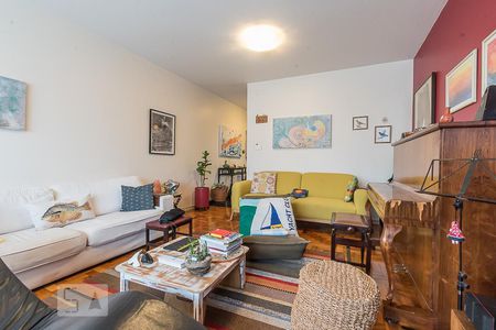 Casa à venda com 203m², 3 quartos e 3 vagas Casa à venda com 203m², 3 quartos e 3 vagasSala