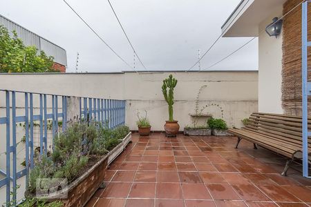 Casa à venda com 203m², 3 quartos e 3 vagas Casa à venda com 203m², 3 quartos e 3 vagasVaranda Quarto 3