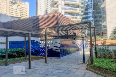 Apartamento para alugar com 50m², 1 quarto e 1 vaga Apartamento para alugar com 50m², 1 quarto e 1 vagaPiscina