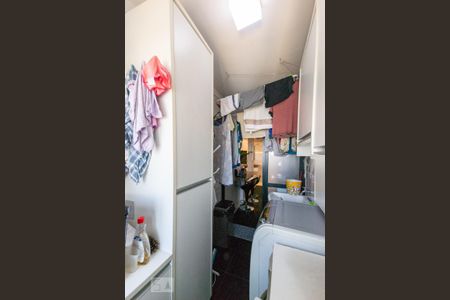 Apartamento à venda com 75m², 2 quartos e 1 vagaÁrea de Serviço