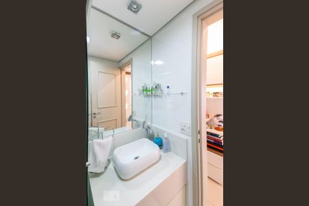 Apartamento à venda com 75m², 2 quartos e 1 vagaBanheiro